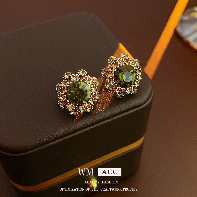 Vintage Earrings Fashion Versatile Ear Jewelry Niche Light Luxury High-end Accessories